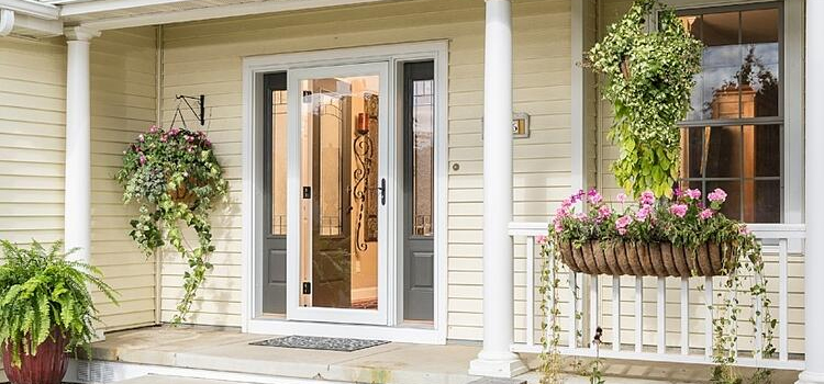 screen door installation in Perris